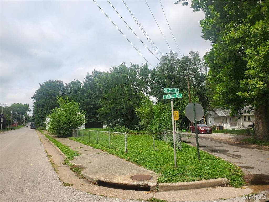 1014 Caseyville AVE, Belleville, IL 62226