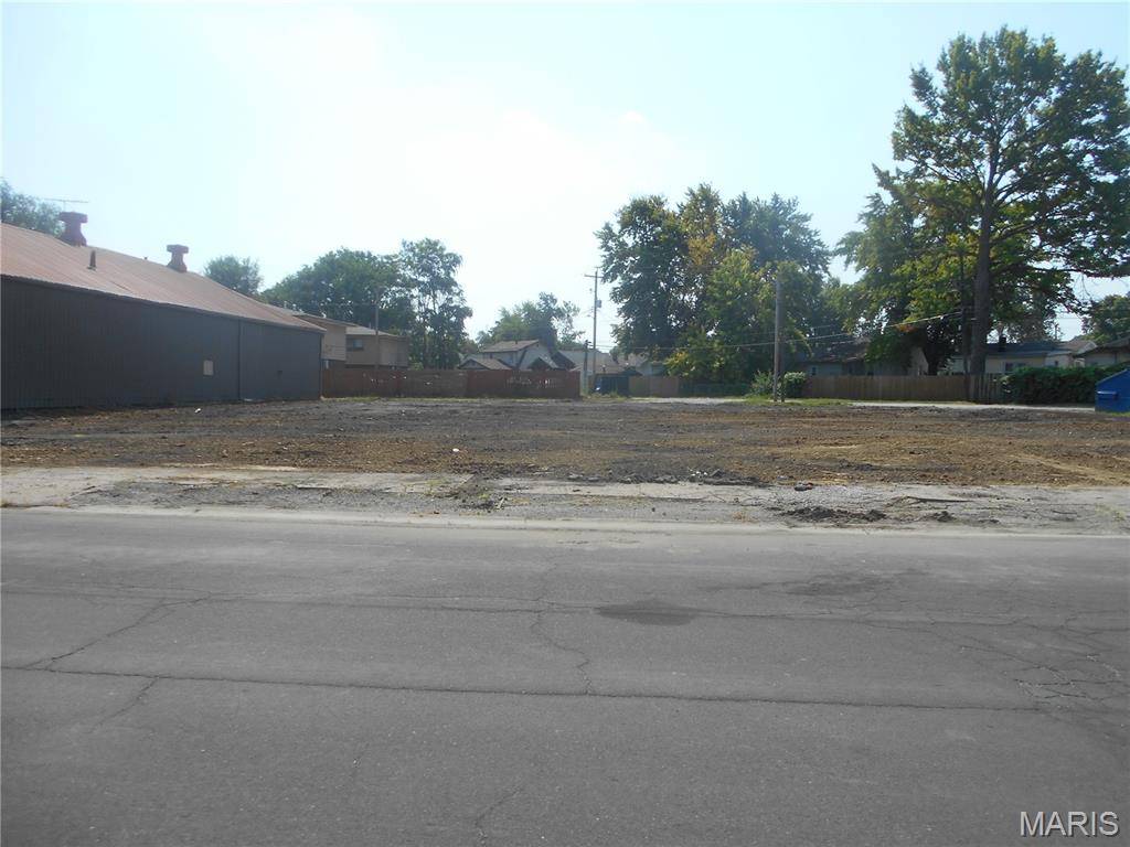 2538 Washington AVE, Granite City, IL 62040