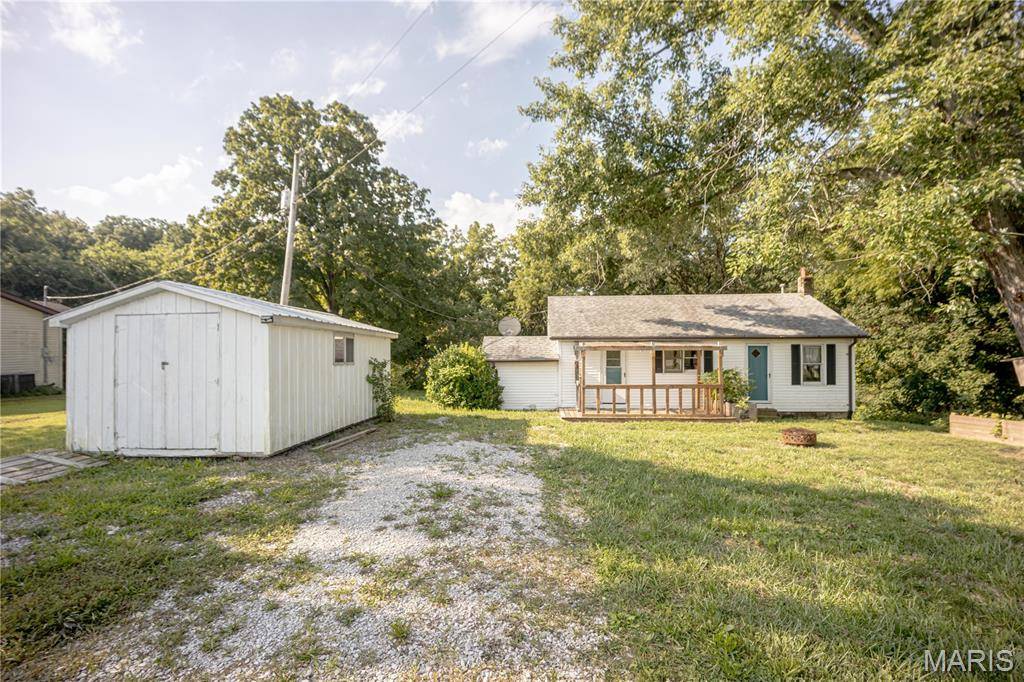25493 State Highway 3, Dow, IL 62022