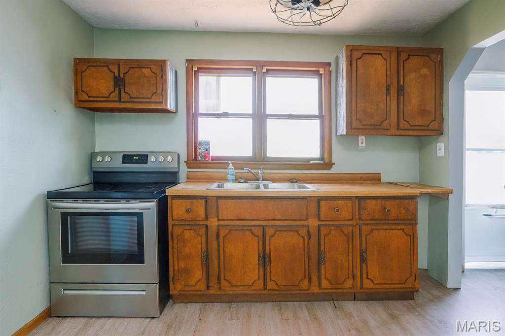 25493 State Highway 3, Dow, IL 62022