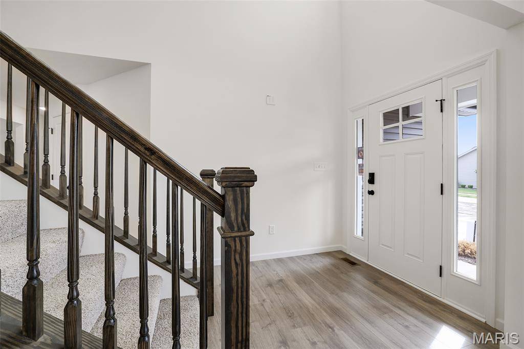 1748 Martingale LN, Eureka, MO 63025
