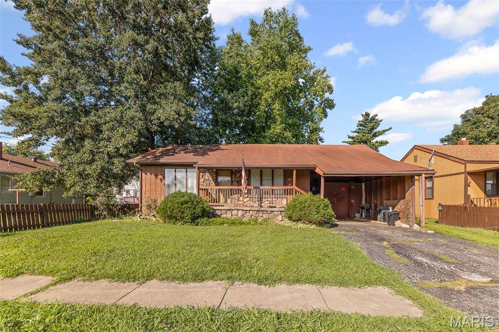 145 Victory DR, East Alton, IL 62024