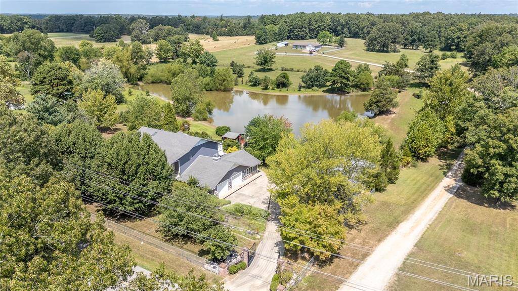 547 County Road 448, Poplar Bluff, MO 63901