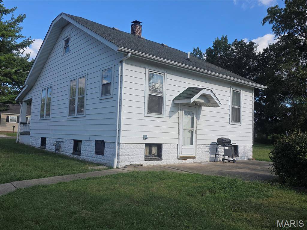 129 N 44th ST, Belleville, IL 62226