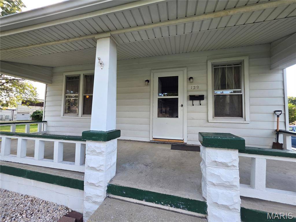 129 N 44th ST, Belleville, IL 62226