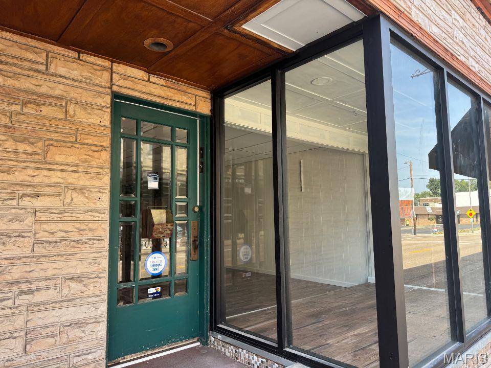 108-110 E Main ST, Mascoutah, IL 62258