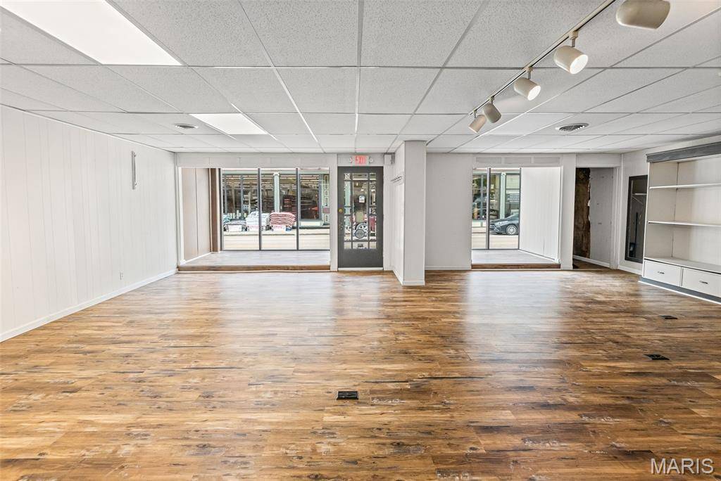 108-110 E Main ST, Mascoutah, IL 62258