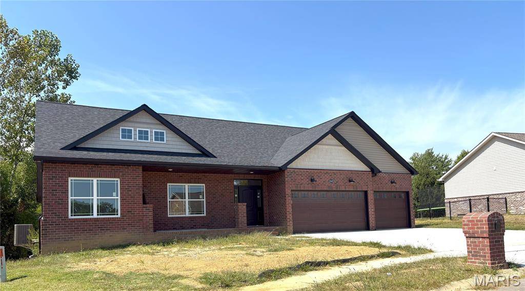 8565 Treybrooke PL, O'fallon, IL 62269