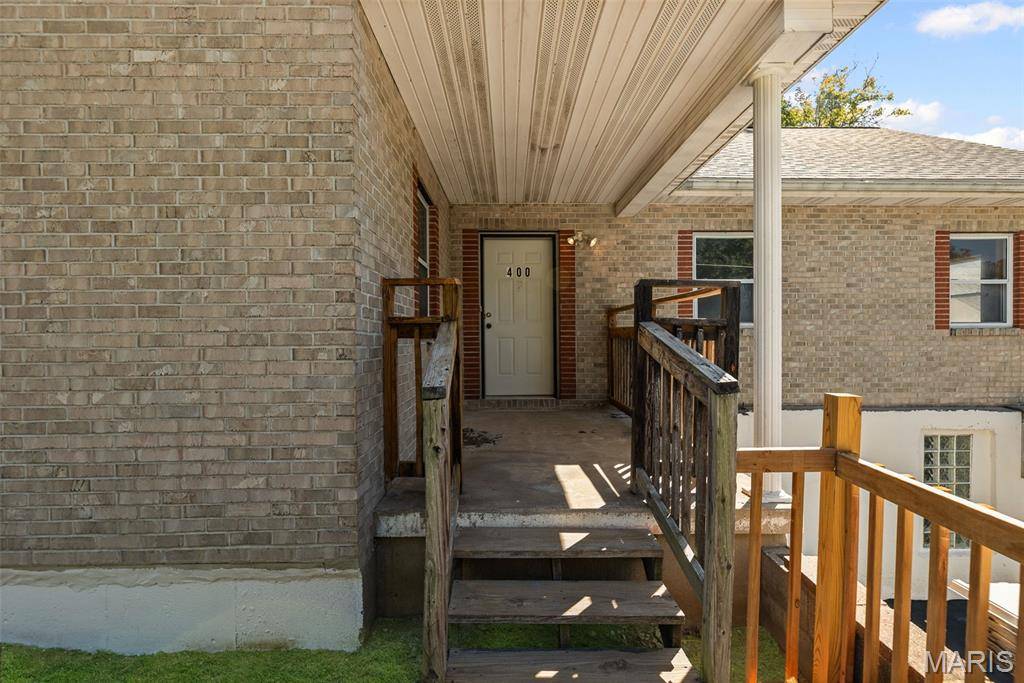 400 Conniston DR, Belleville, IL 62223