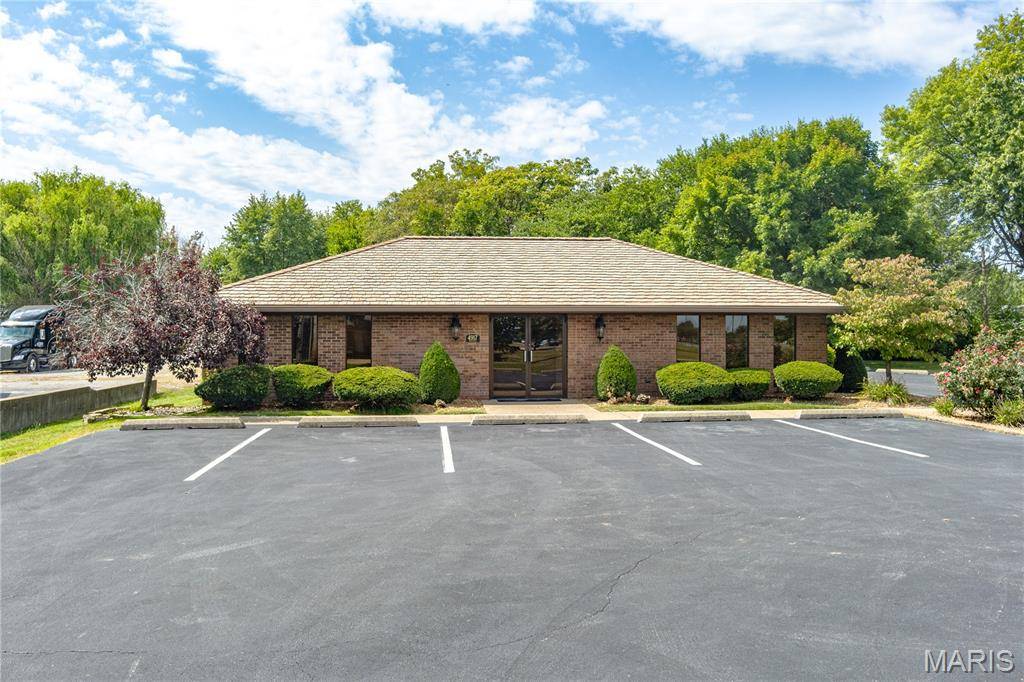 4917 Maryville RD, Granite City, IL 62040
