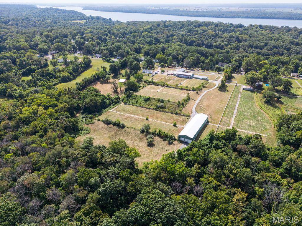 3808 Stanka, Godfrey, IL 62035