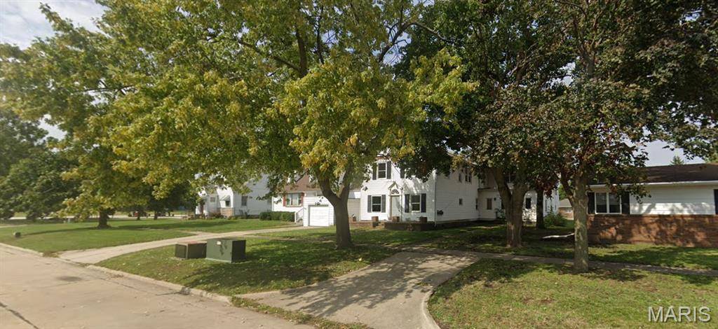 209 E belle Ave, Champaign, IL 61866