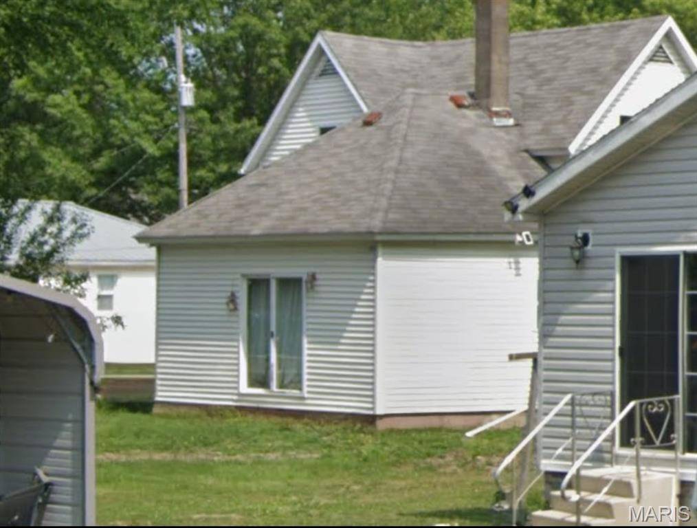 812 E State St, Astoria, IL 61501
