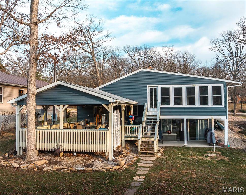 1912 Lakeshore DR, Cuba, MO 65453
