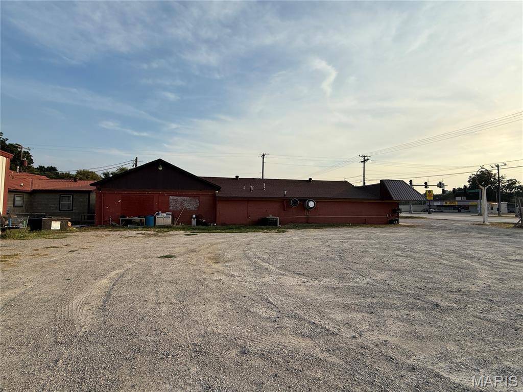 902 Independence AVE, Kennett, MO 63857