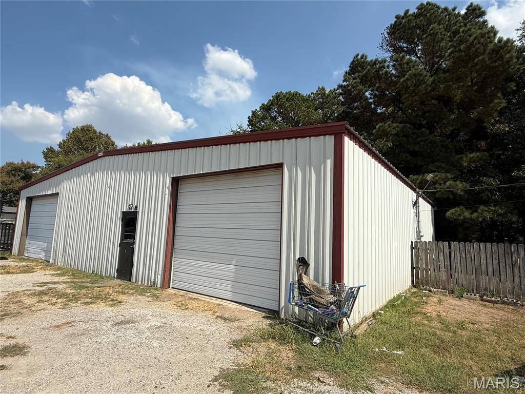 904 Independence AVE, Kennett, MO 63857