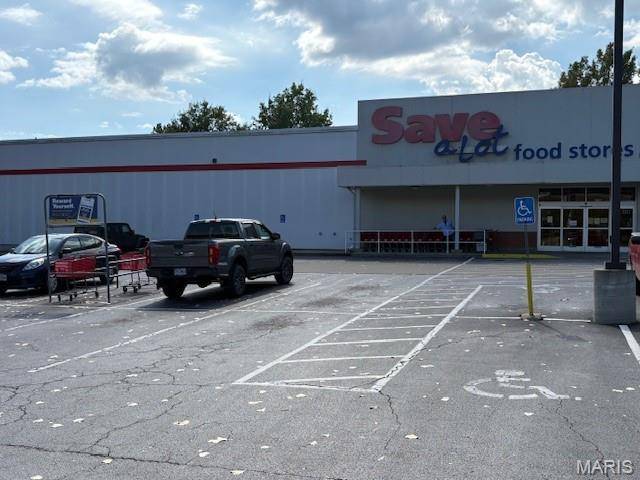 2700 W Osage ST, Pacific, MO 63069