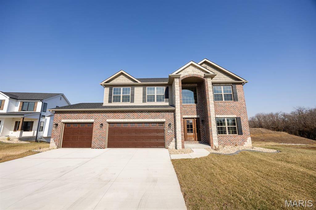 712 Creekwood CT, O'fallon, IL 62269