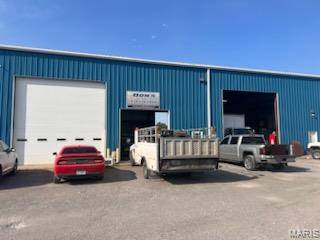 1504 E East Main Street, Marion, IL 62959