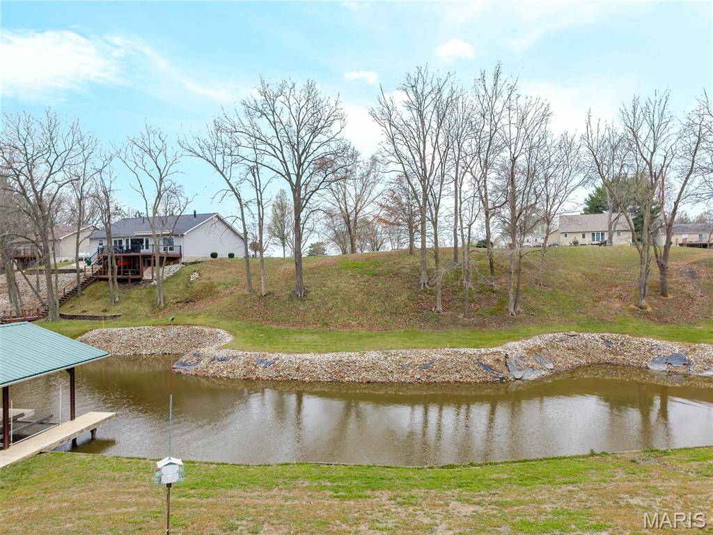 1315 Lakeview DR, Greenville, IL 62246