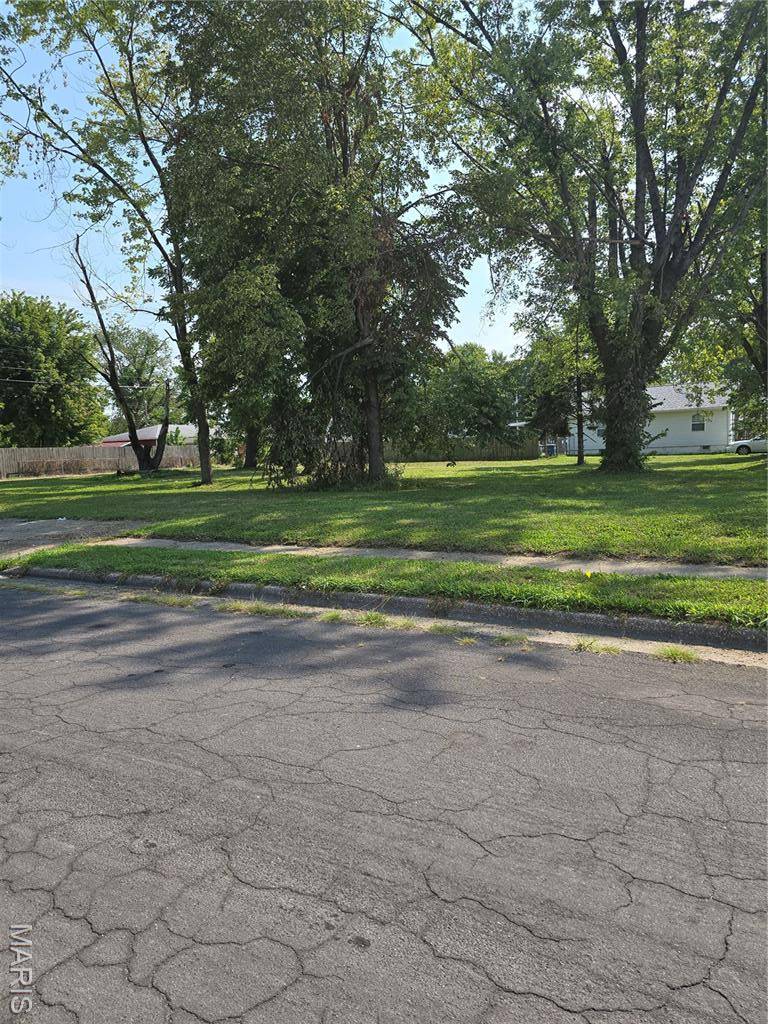 2830 Cayuga ST, Granite City, IL 62040