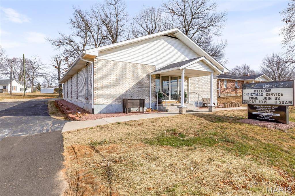 772 Weber RD, Farmington, MO 63640