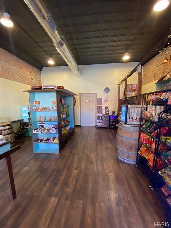 105 W State ST, Nokomis, IL 62075