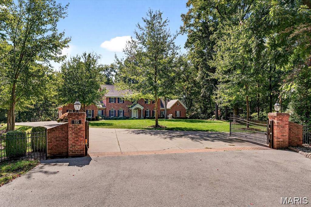 115 Cobblestone Hills RD, O'fallon, IL 62269