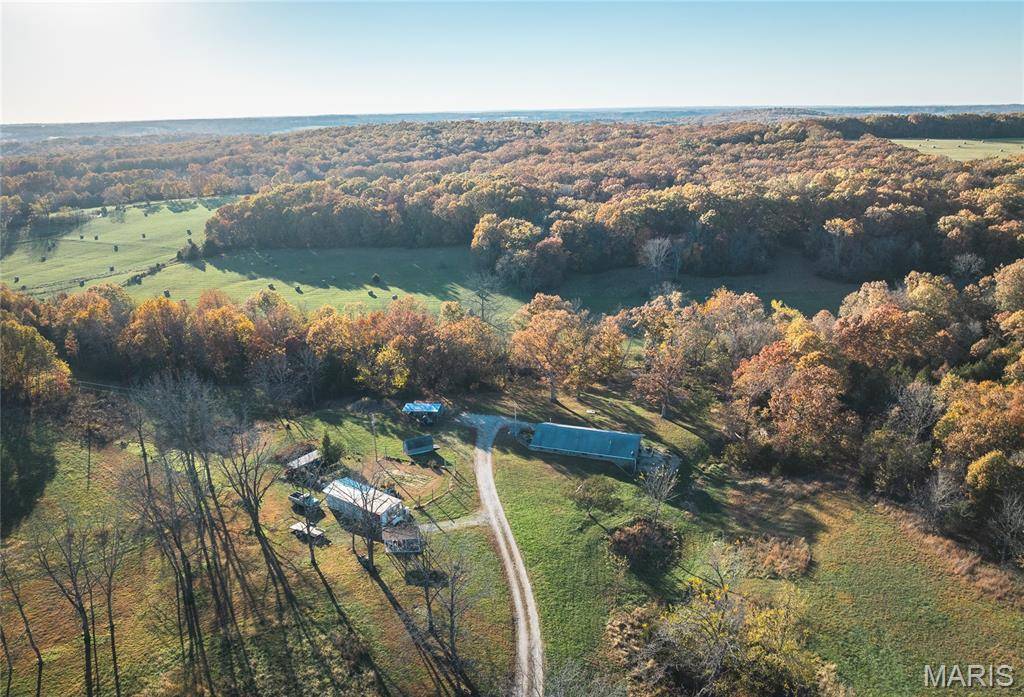 6601 County Line Road, Other, MO 65660
