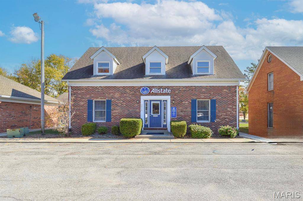 2010 Vandalia ST, Collinsville, IL 62234