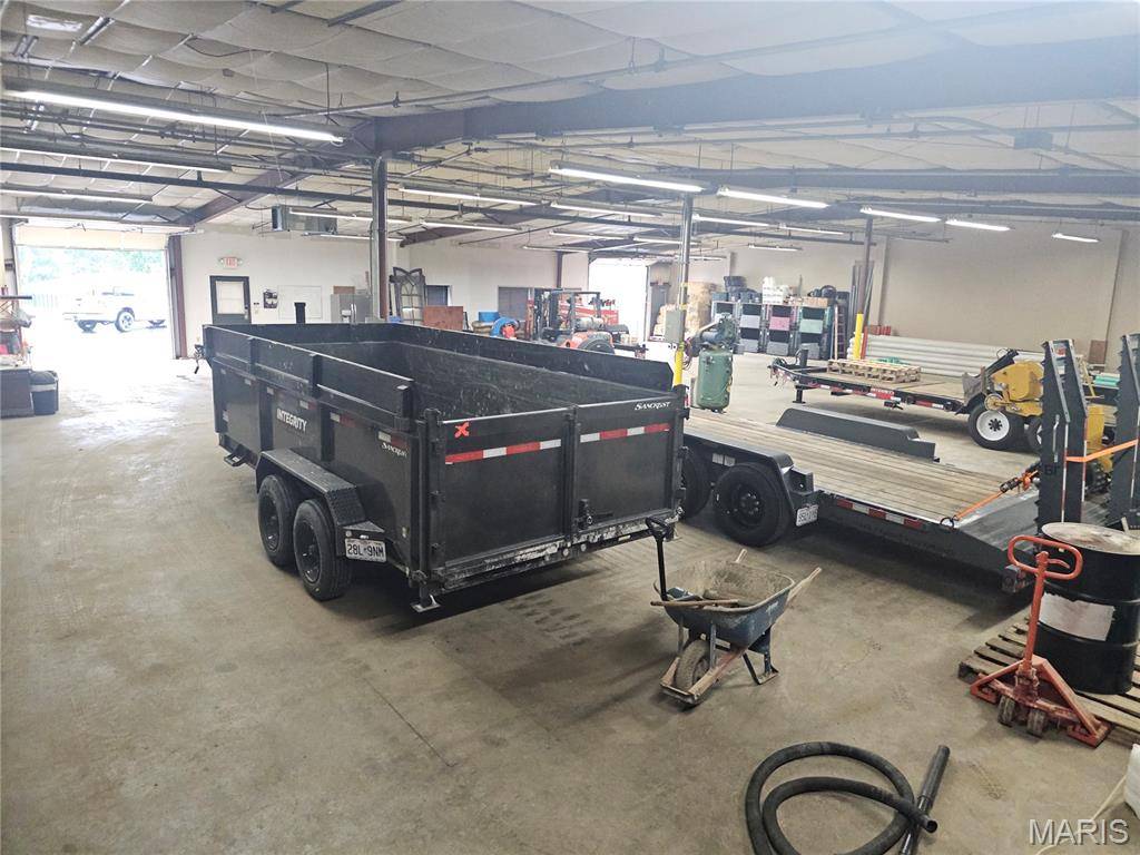 115 W Flier DR, Pacific, MO 63069