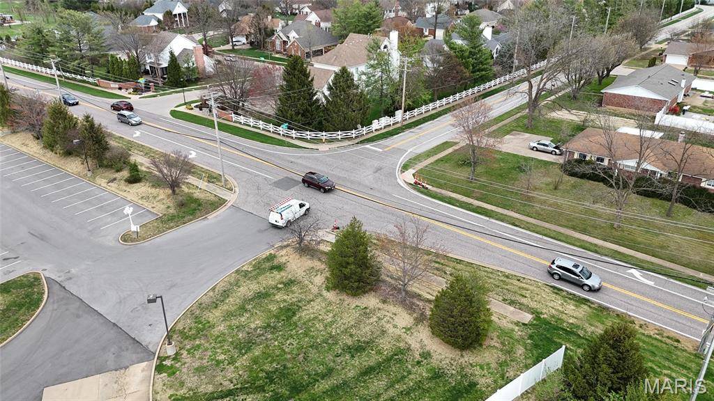 6324 Telegraph RD, St Louis, MO 63129