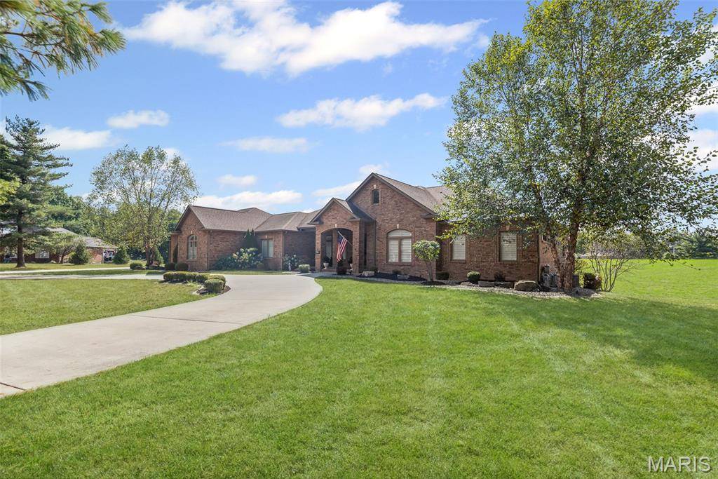 4715 Richland Woods CT, Alton, IL 62002