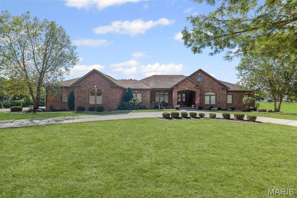 4715 Richland Woods CT, Alton, IL 62002