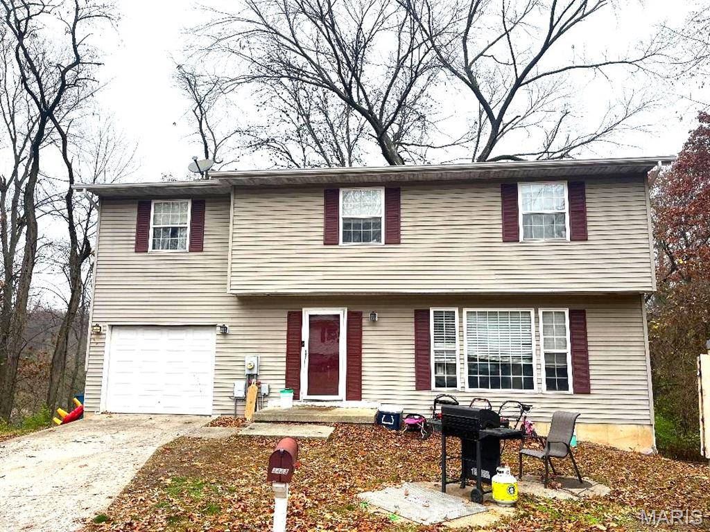 4443 Delta Queen LN, Godfrey, IL 62035