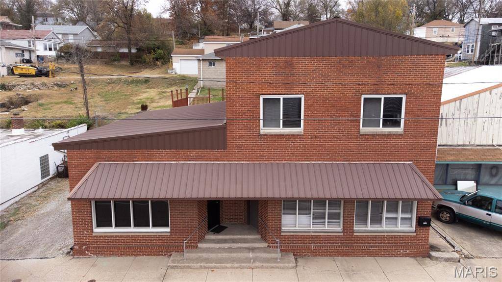 2248 E Broadway, Alton, IL 62002