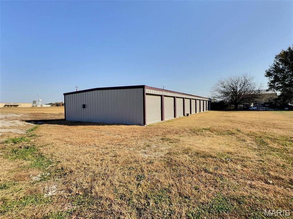 18762 State Highway C, Advance, MO 63730
