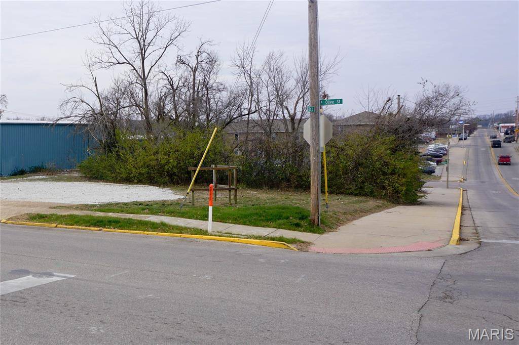 0.25 +/- ac N Olive ST, Rolla, MO 65401