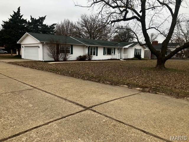 1301 N Douglas, Malden, MO 63863