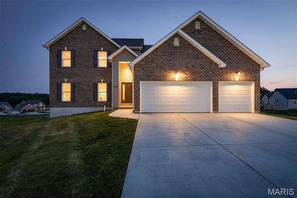 2421 French DR, Herculaneum, MO 63048