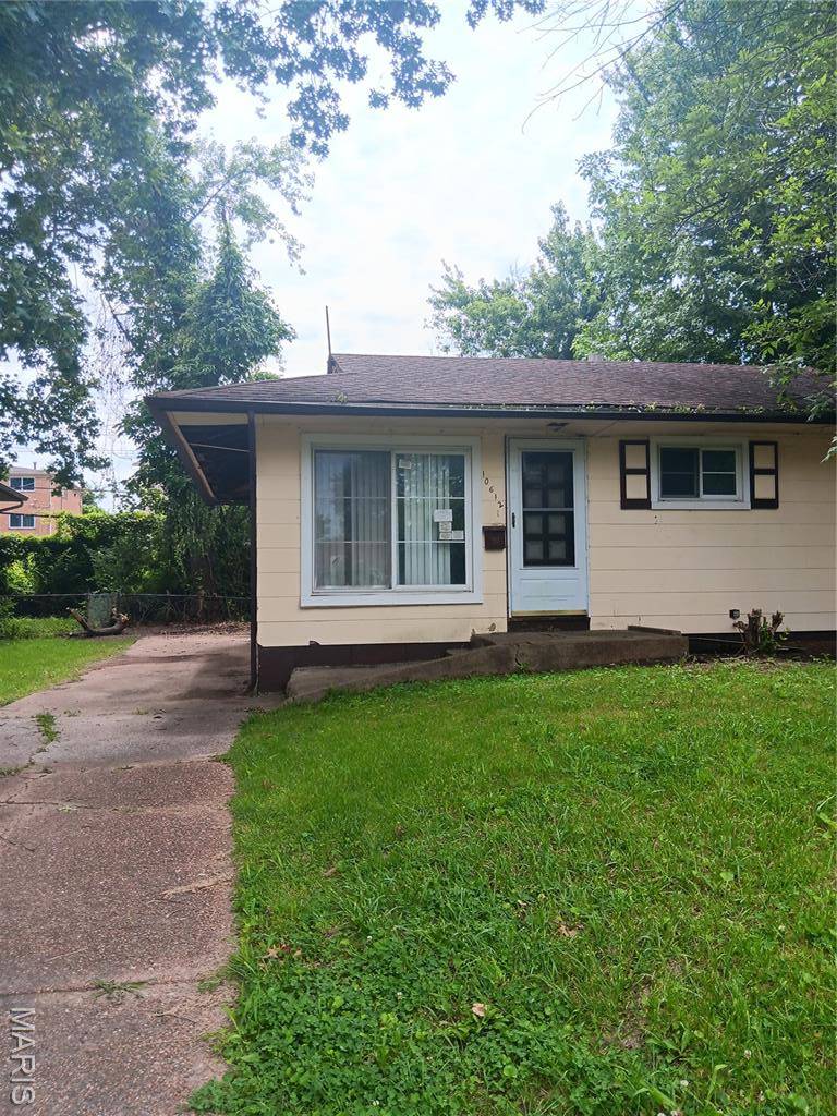 10612 Spring Garden DR, St Louis, MO 63137