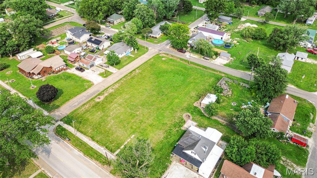 601 S Main ST, Pleasant Hill, IL 62366