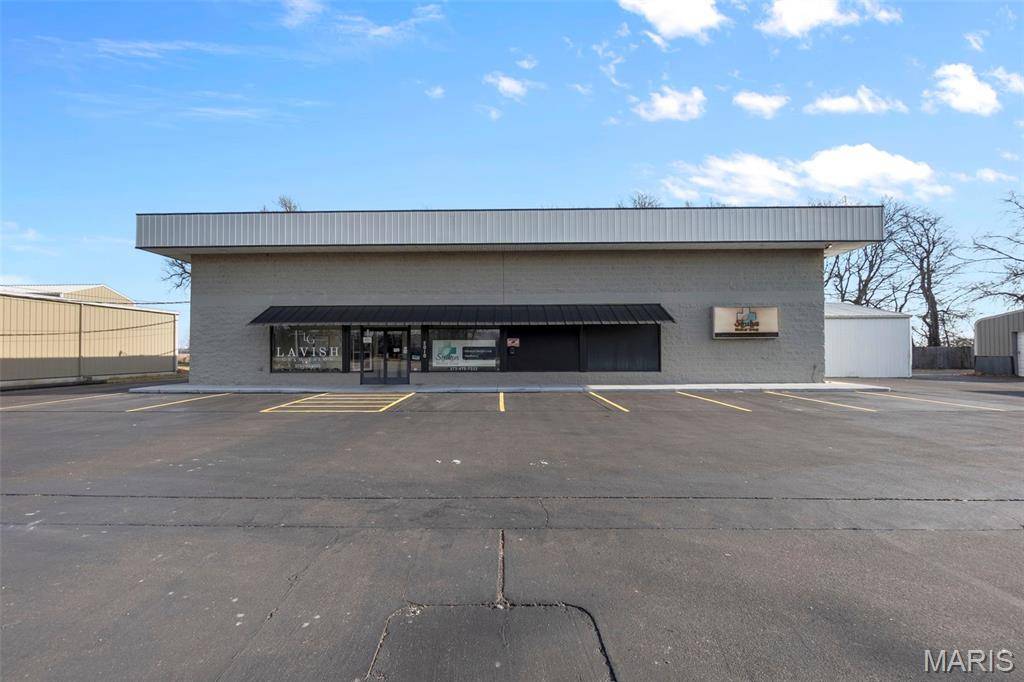 2008 & 2010 N Main ST, Sikeston, MO 63801