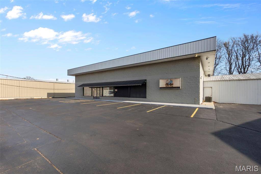 2008 & 2010 N Main ST, Sikeston, MO 63801