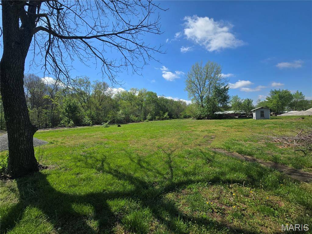 102 W 3rd ST, Coffeen, IL 62017