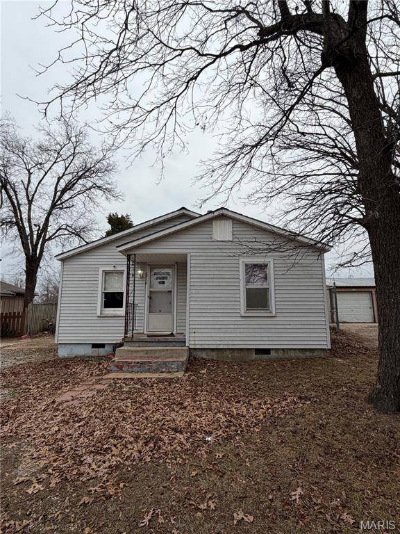 2710 Oakmoore DR, Poplar Bluff, MO 63901