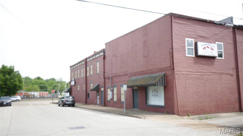 400 S Main Street, De Soto, MO 63020