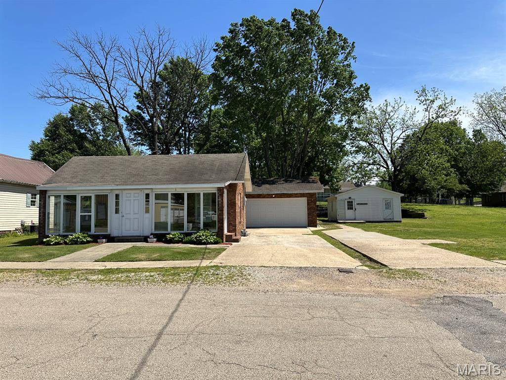 280 N E L Hawk ST, Puxico, MO 63960