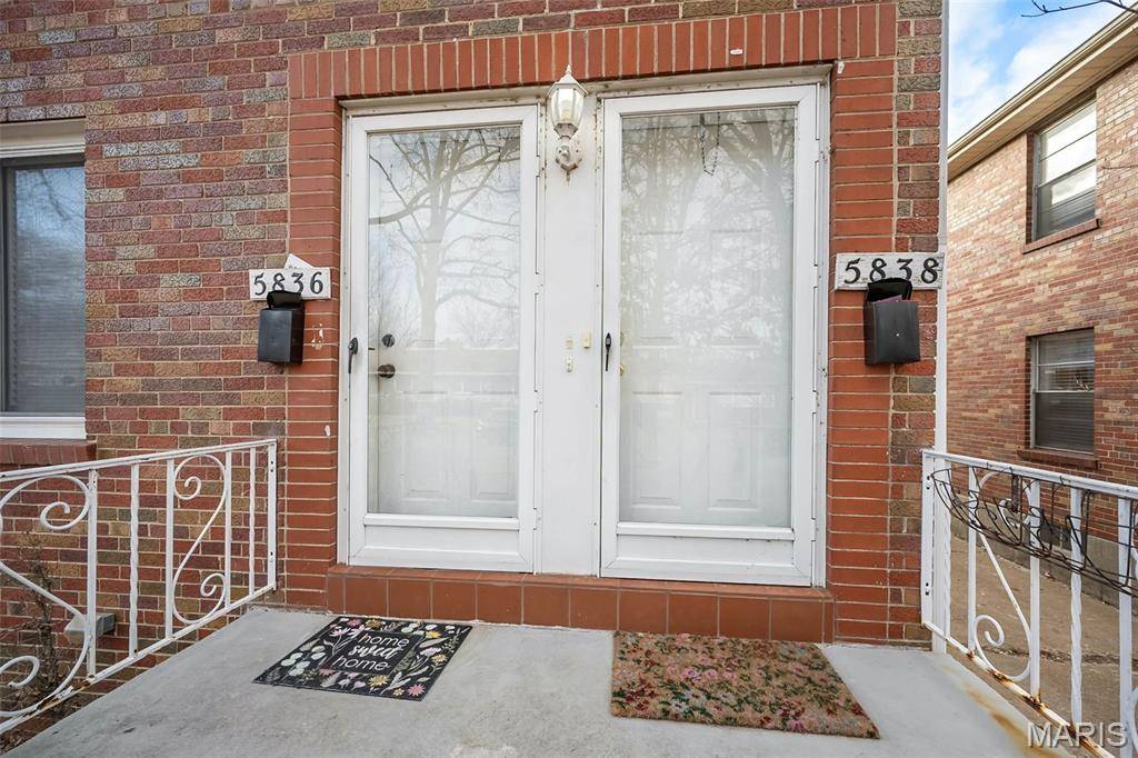 5836 Robert AVE #38, St Louis, MO 63109