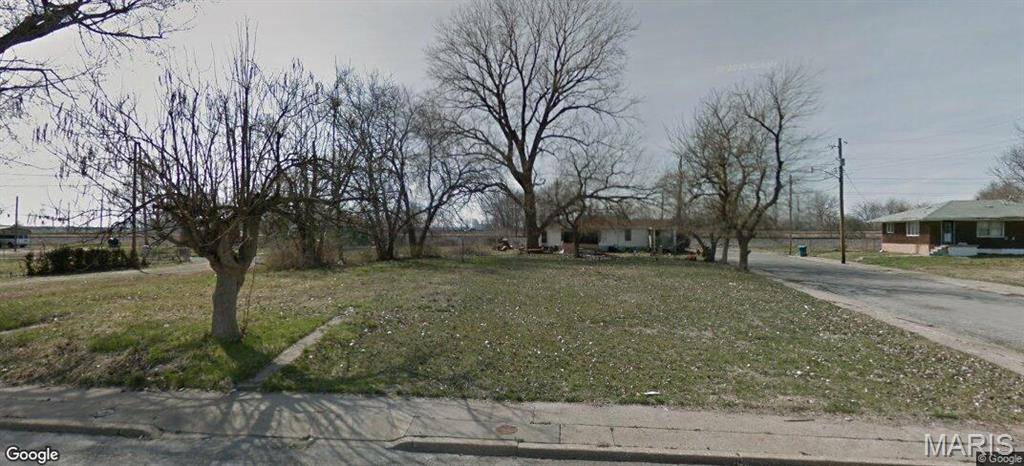 217 W 2nd ST, Madison, IL 62060